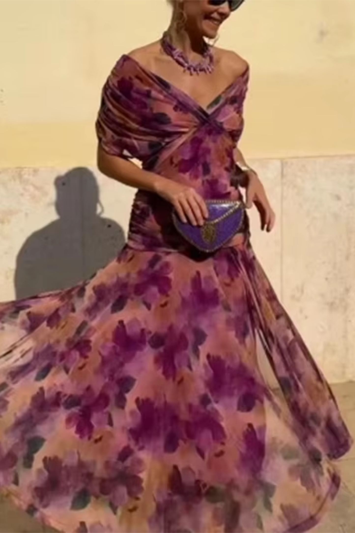 Luisa — Abito lungo da sera con scollo a V