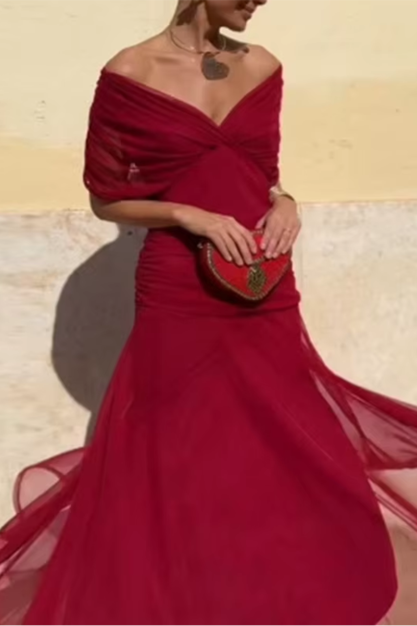 Luisa — Abito lungo da sera con scollo a V